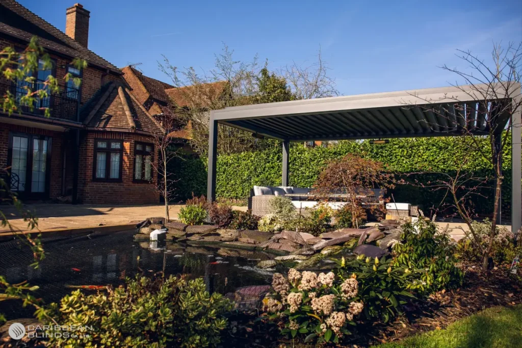 Deluxe Outdoor Living Pod